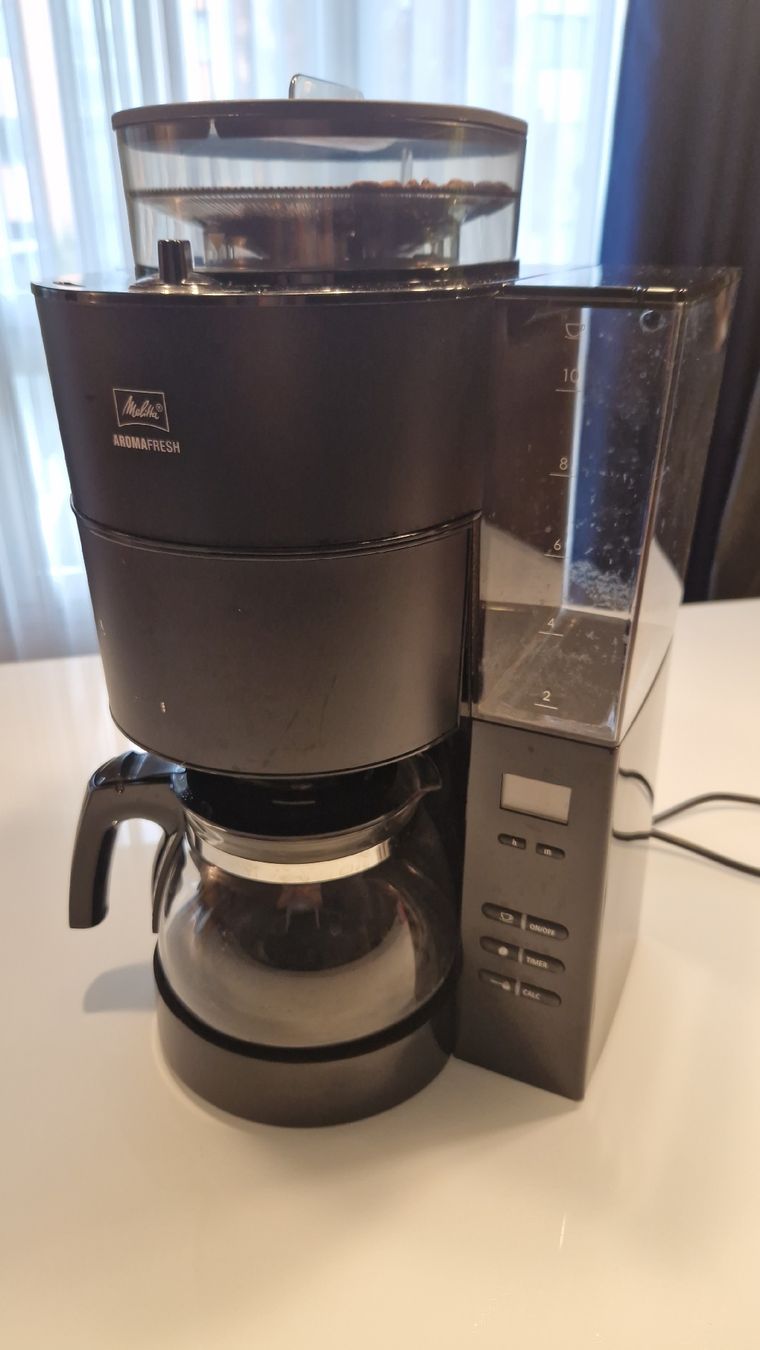 Melitta Kaffeemaschinen & Espressomaschinen: Melitta 1021-01 AromaFresh Filterkaffeemaschine – Gebraucht aus Jona von bele19