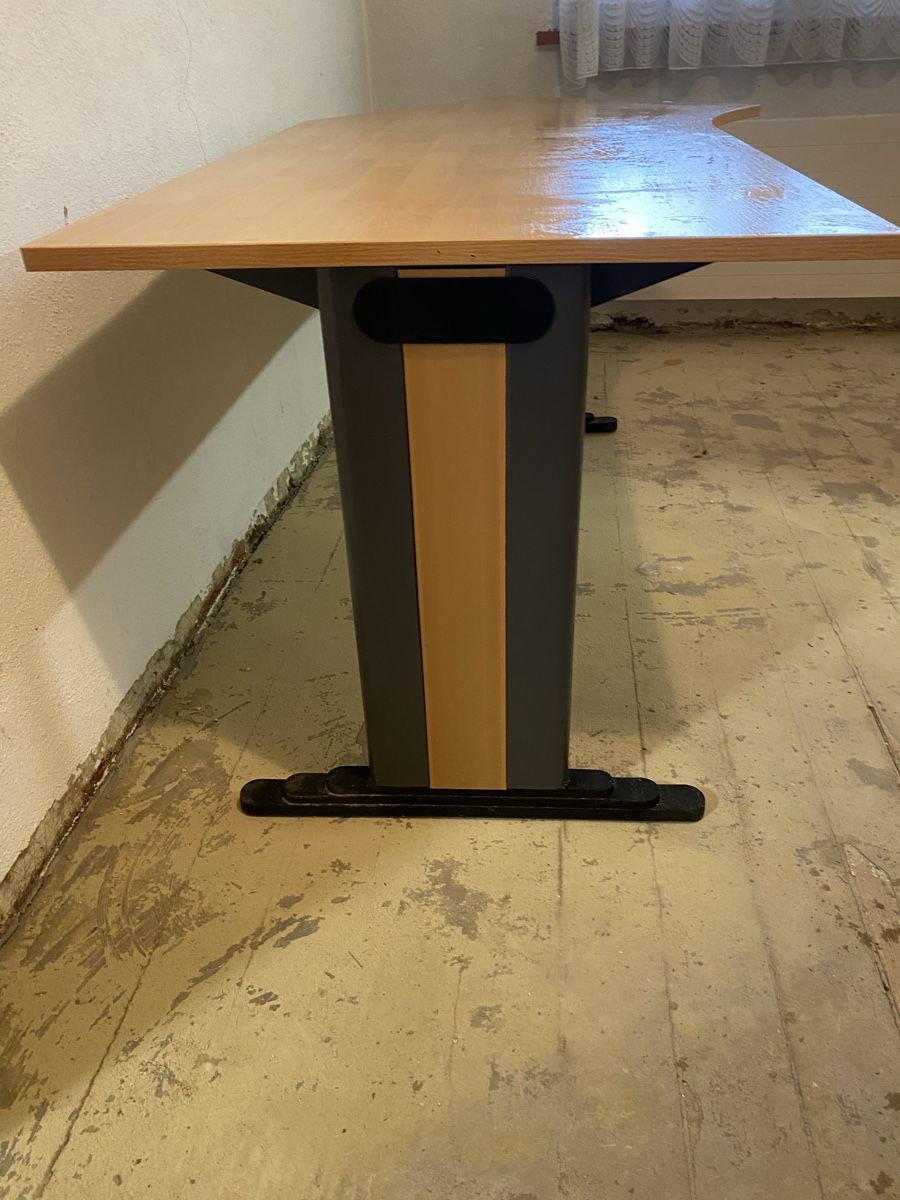 Scrivanie: Bürotisch/Schreibtisch – Usato da Wolfwil venduto da sab_w2kv 1
