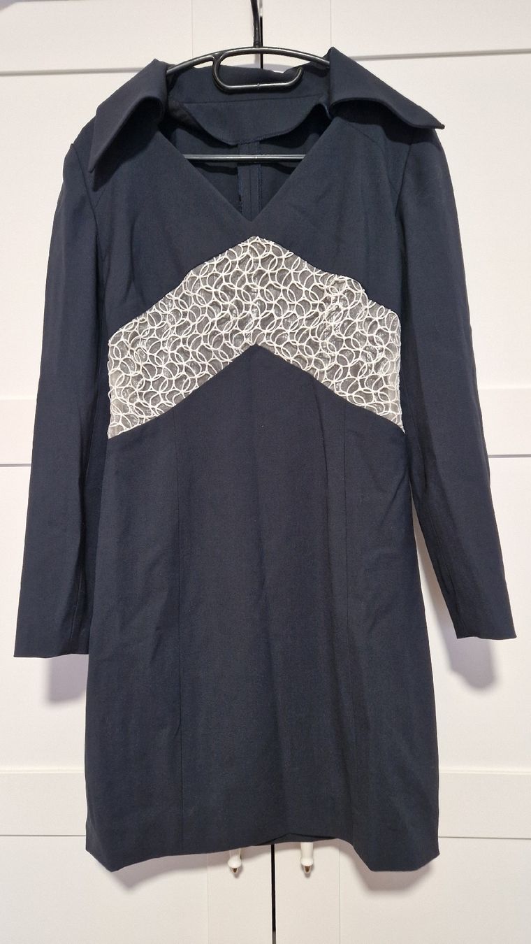 Robes: Robe faite main T. 34-36 – D'occasion à Pully par Patriciaeve