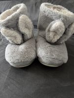 Fluffy Bunny Slippers, Women's Size M, Cozy & Warm! 🐇 