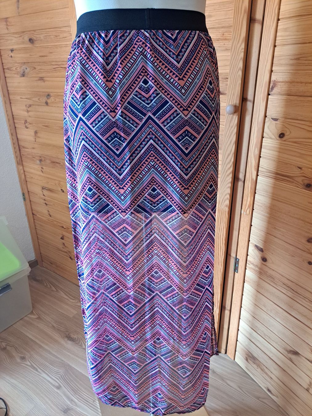 H&M Gonne: Maxi Sommerrock gemustert Grösse 36 – Nuovo (secondo la descrizione) da Rafz venduto da MuriFinn 2