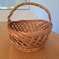 Henkelkorb mit Madeirageflecht