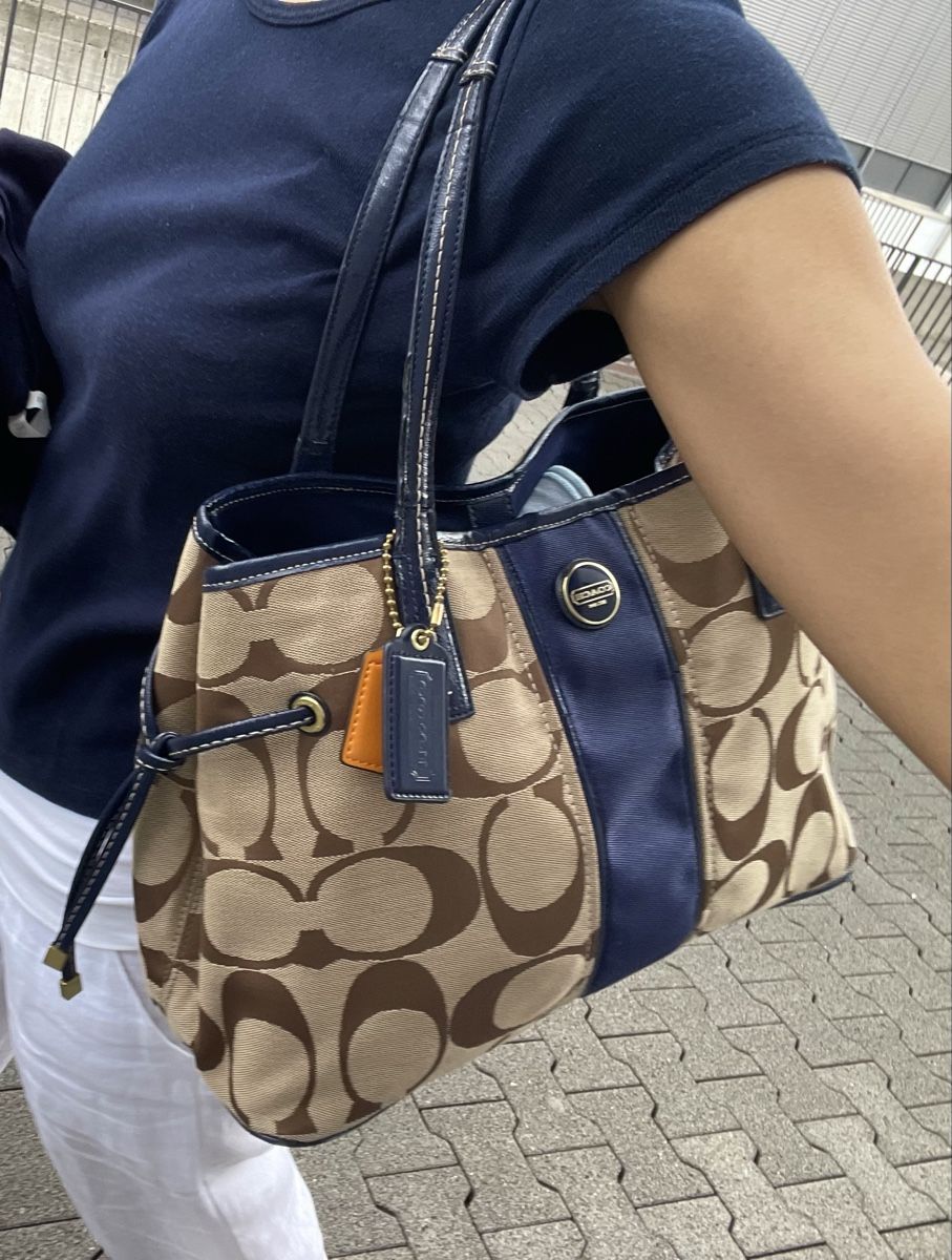 Coach Borse da donna: Vintage Coach Tasche navy/khaki monogram Y2K – Usato da Steinhausen venduto da mel_8hrx