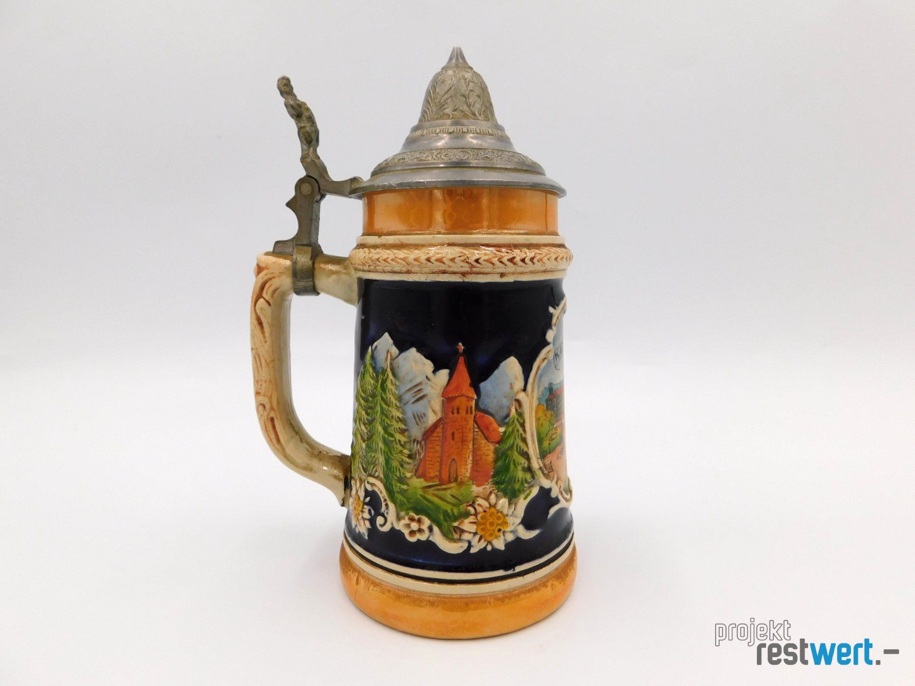 Verres: Bierkrüge mit Zinndeckel – D'occasion à Bülach par restwert_buelach 1