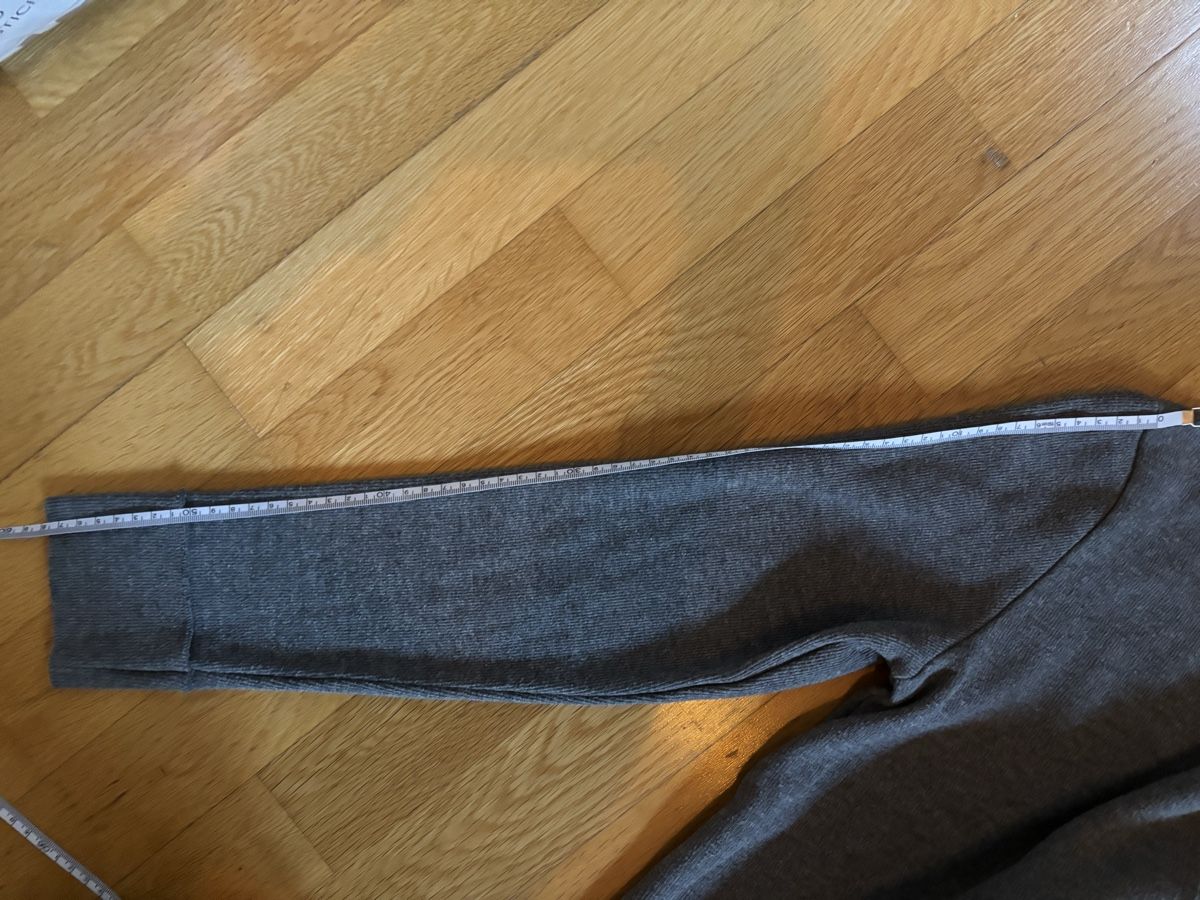 Esprit Pulls & Sweat-shirts: Esprit Pulli, Gr. S, Grau, Winterpulli, Top Zustand! – D'occasion à Zürich par deruja 9