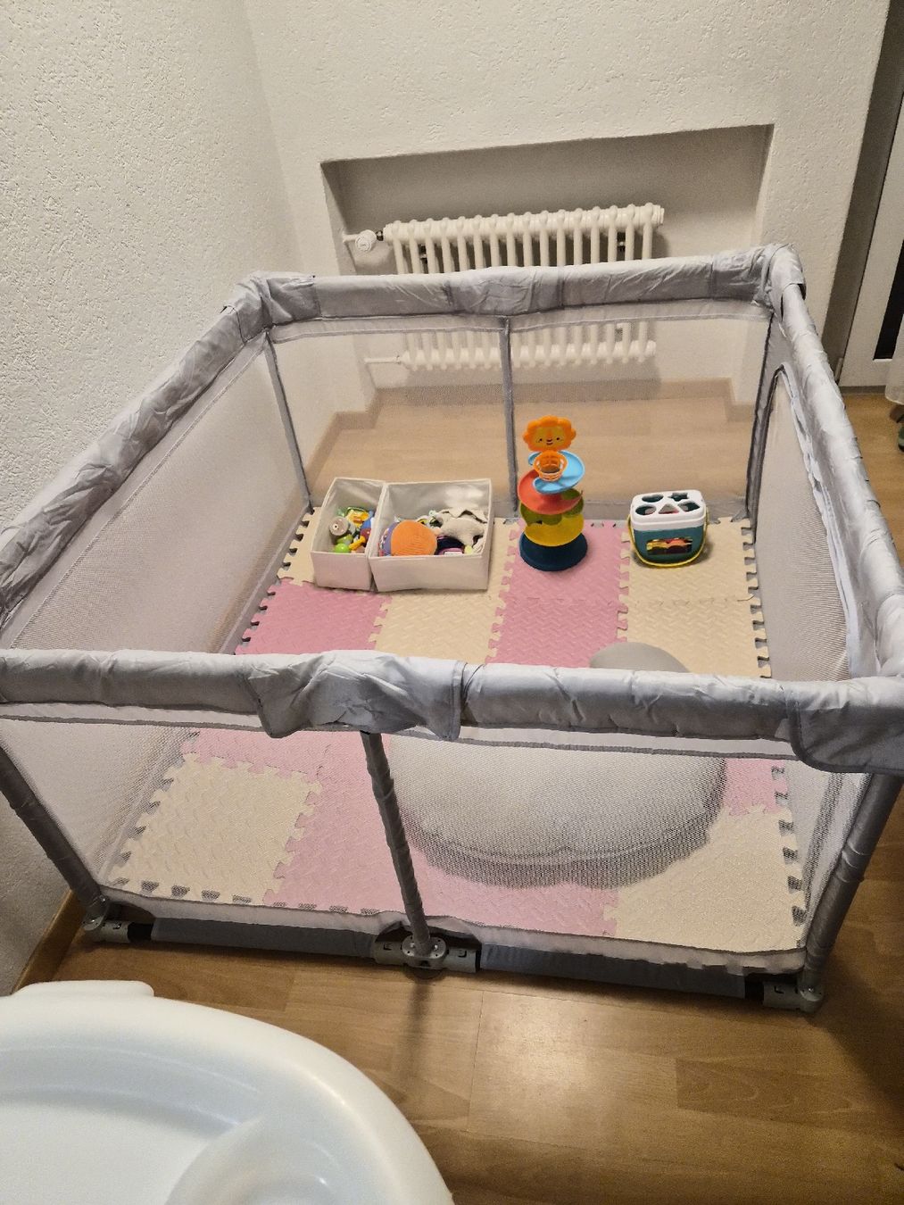 Lauf- & Sicherungsgitter: Kinderbox  – Neu (gemäss Beschreibung) aus Derendingen von dan_8bvg