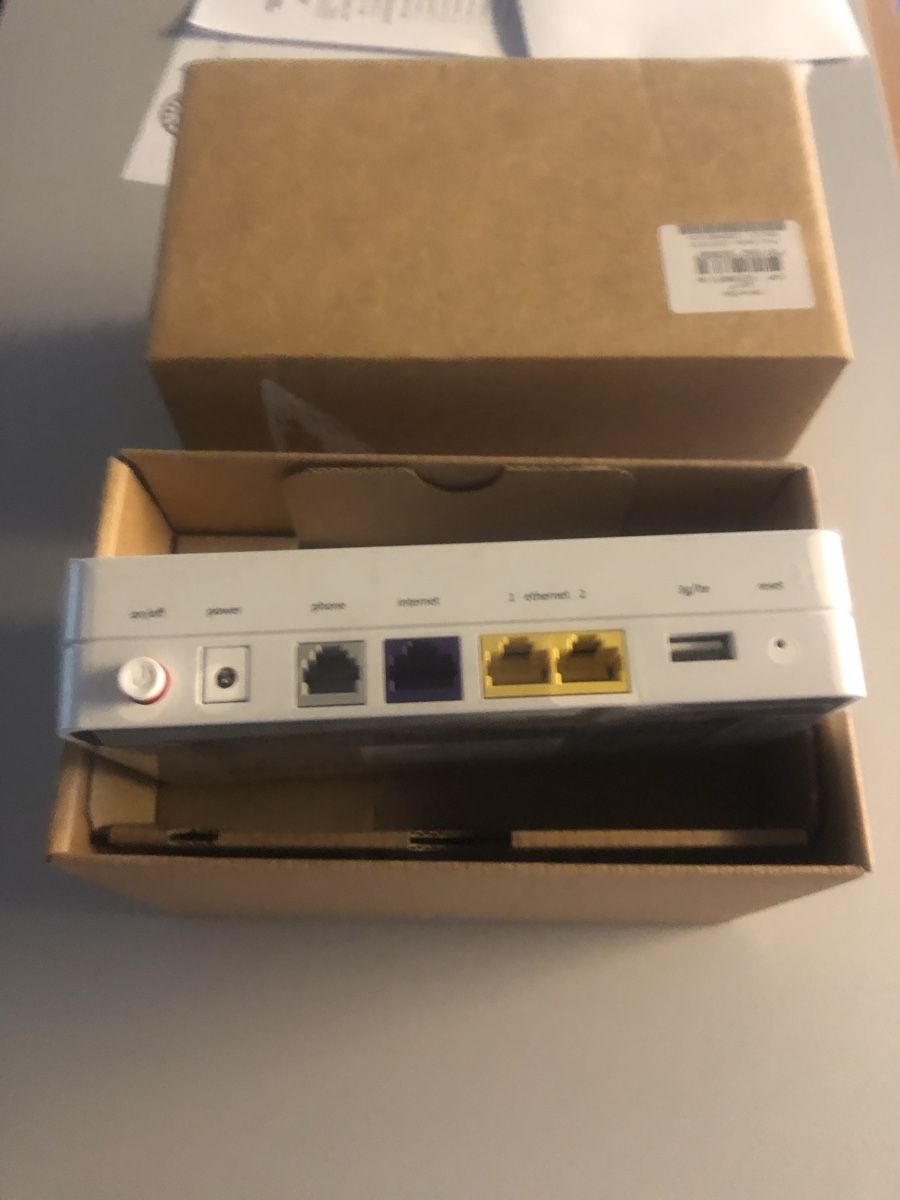 Swisscom router light (Neu und originalverpackt) in Naters für CHF 10 ...