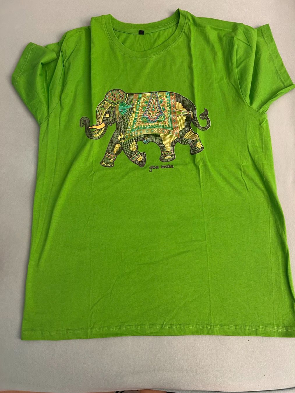 T-shirt: Tshirt mit Elefant aus Goa – Usato da Bern venduto da sabah62 1