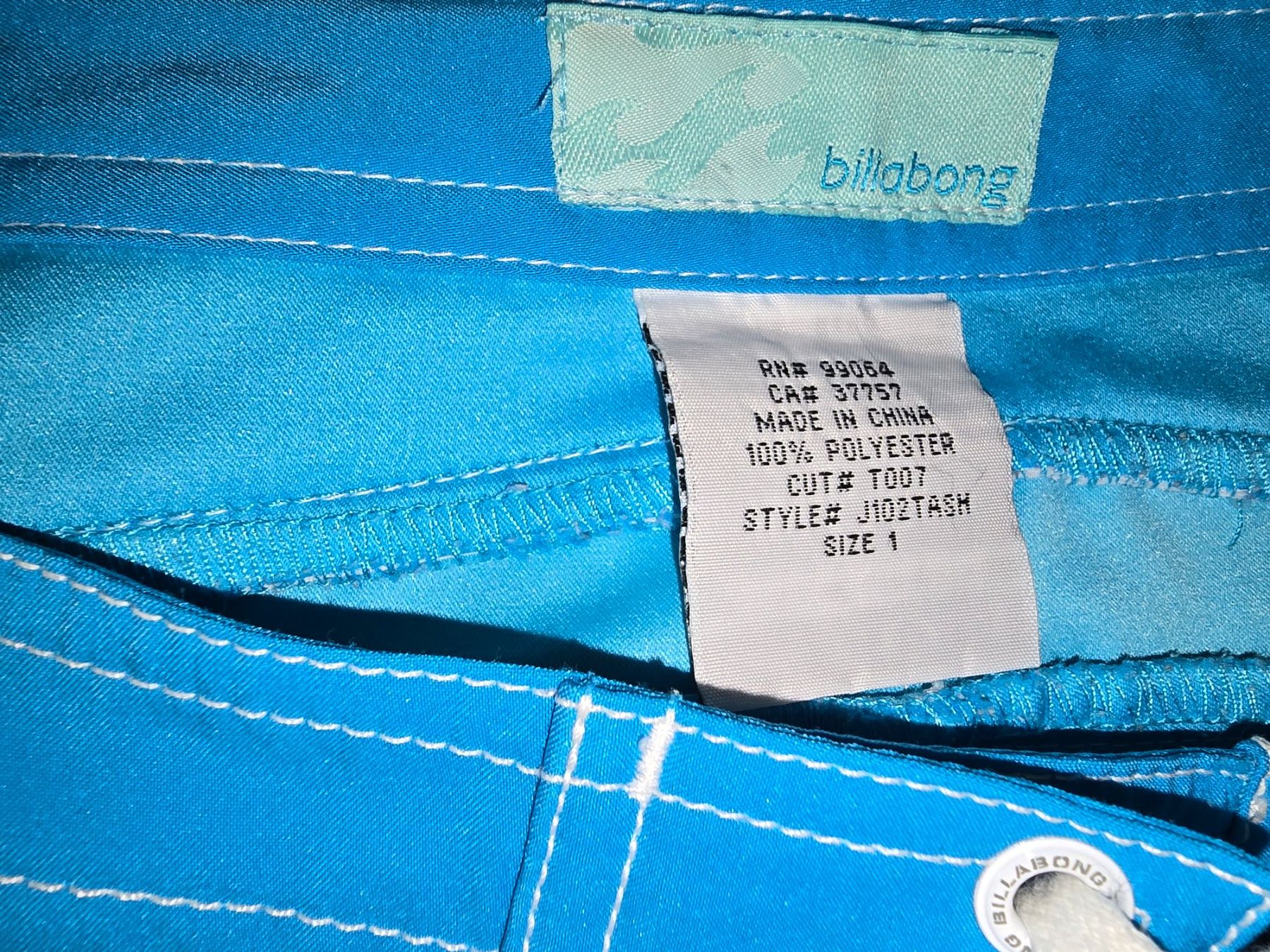 Billabong Pantaloni: Short Billabong, taille 1 (36) – Nuovo (secondo la descrizione) da La Neuveville venduto da Diamise 3