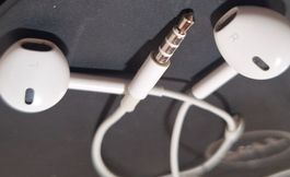 Écouteurs Apple blancs jack 3.5mm bon état