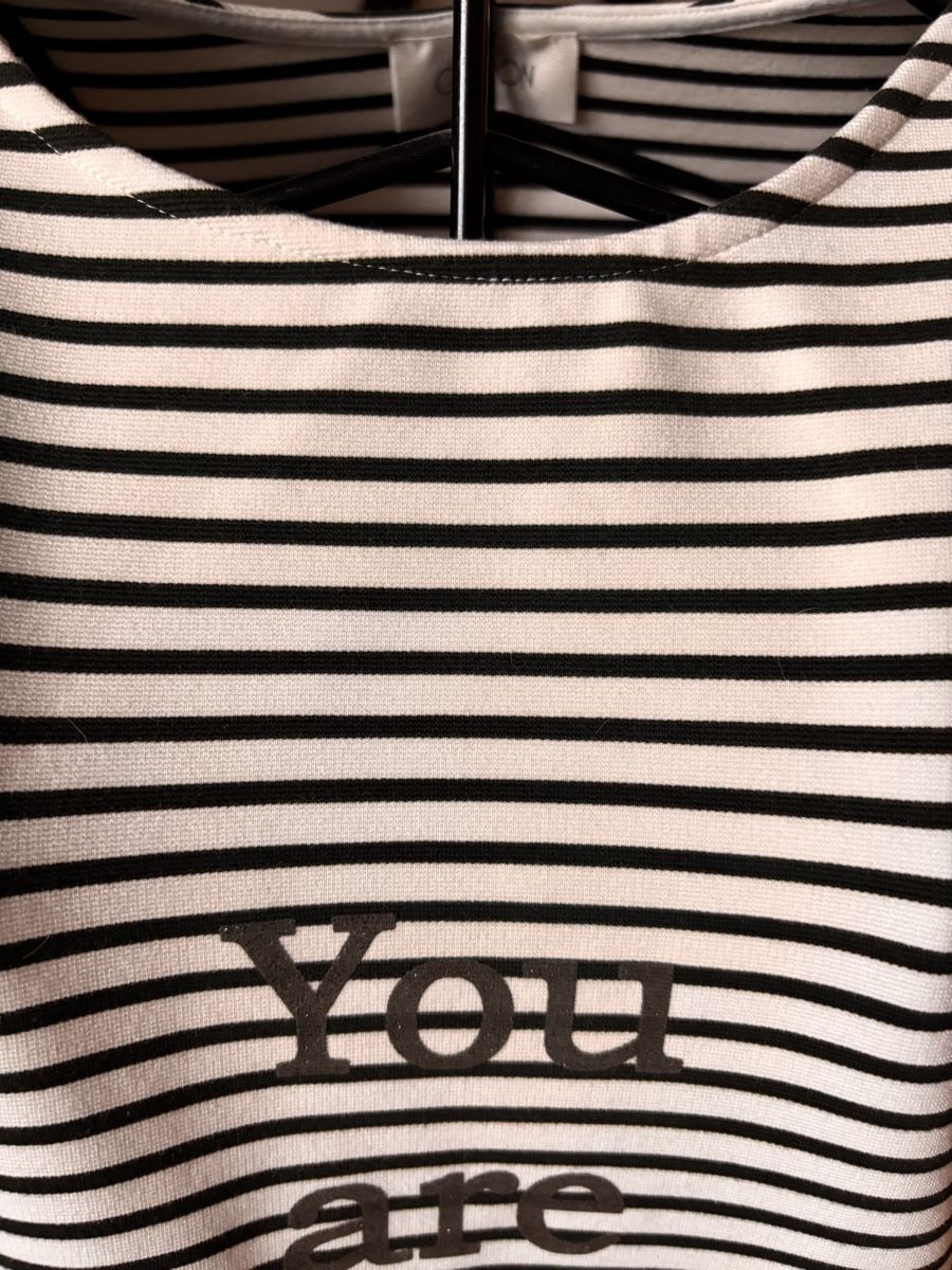 Maglioni & Felpe: Cartoon Pullover gestreift Olive weiss Grösse 36 – Usato da Weisslingen venduto da Yuna123 2