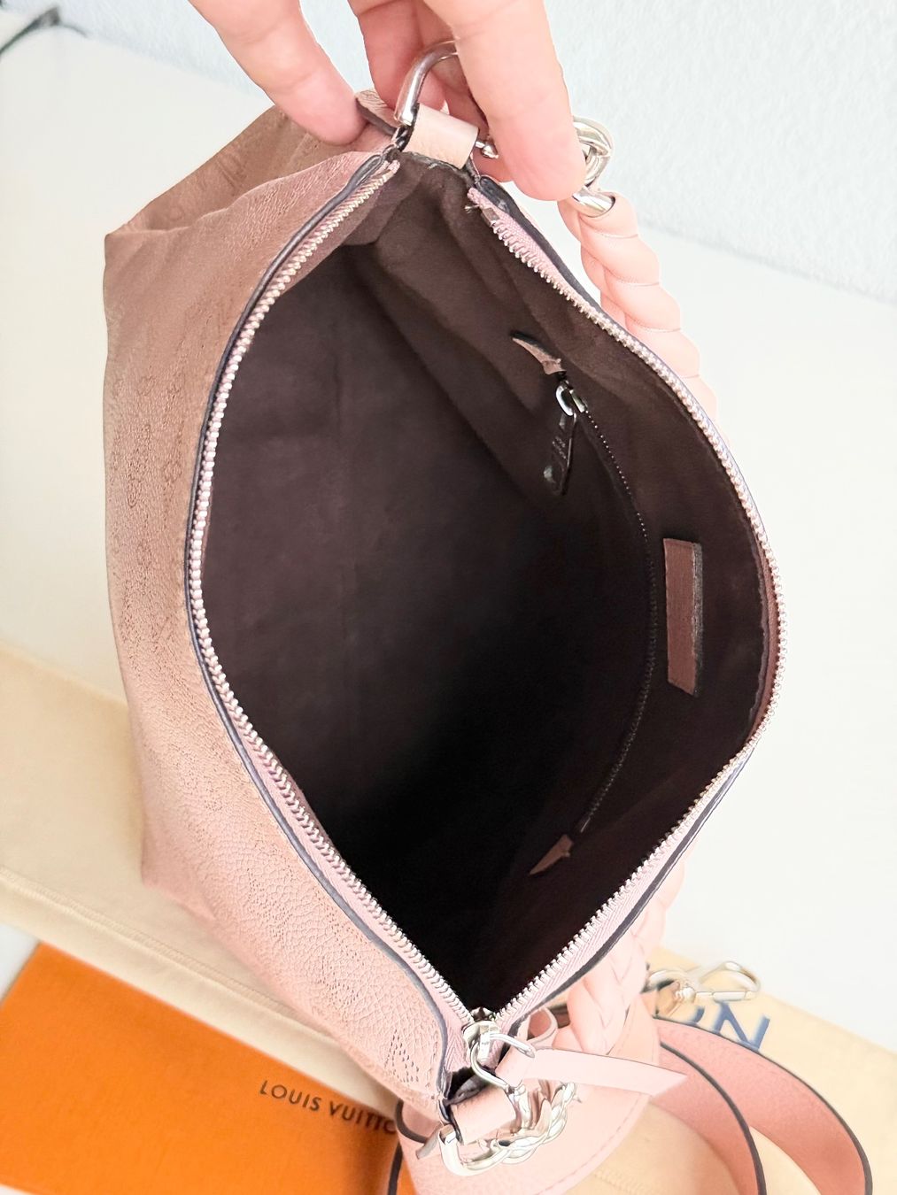 Louis Vuitton Borse da donna: Louis Vuitton Mahina Babylone BB – Usato da Reinach AG venduto da BisMad3 8