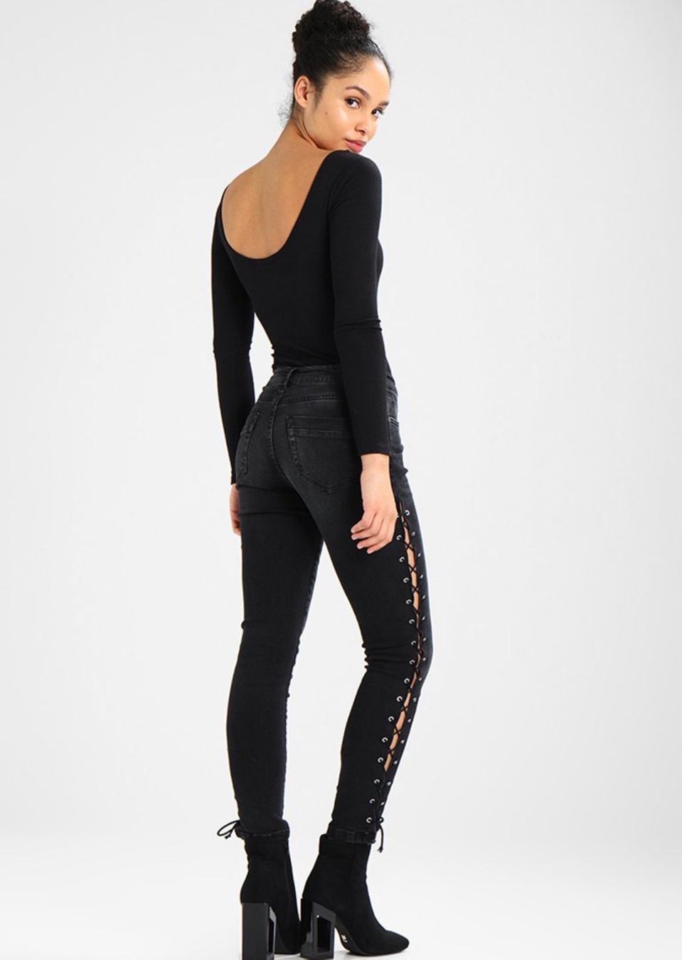 Jeans: Urban Classics Jeans, schwarz, Grösse 38, sexy – Gebraucht aus Künten von bel_6wn2 1