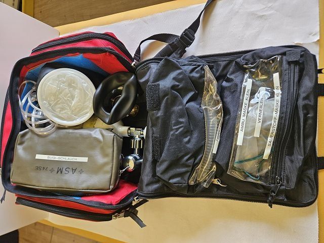 Medizinische Geräte: Notfallkoffer – Gebraucht aus Wetzikon ZH von voprar 2