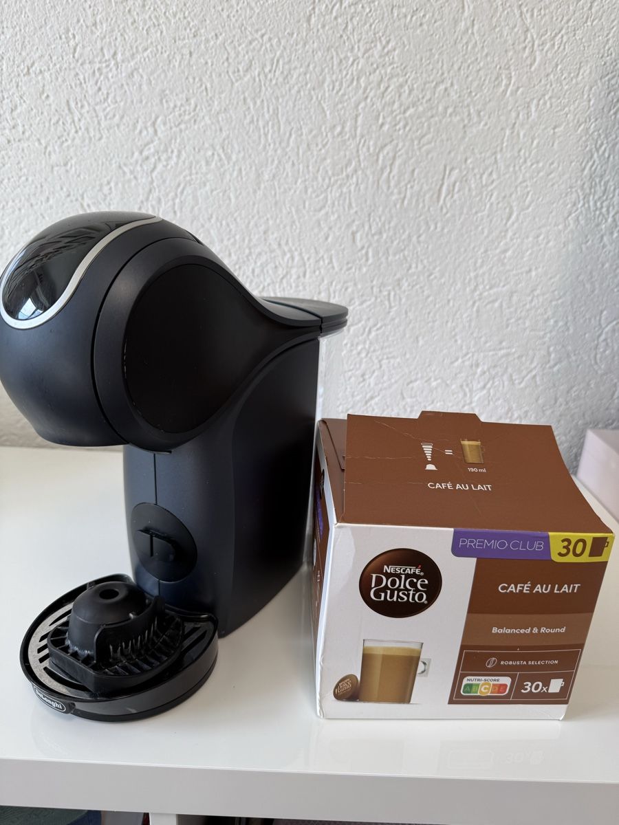 Nespresso Macchine per caffè & Macchine per espresso: Nespresso Kaffeemaschine Kapsel – Usato da Uitikon Waldegg venduto da Ima4 2