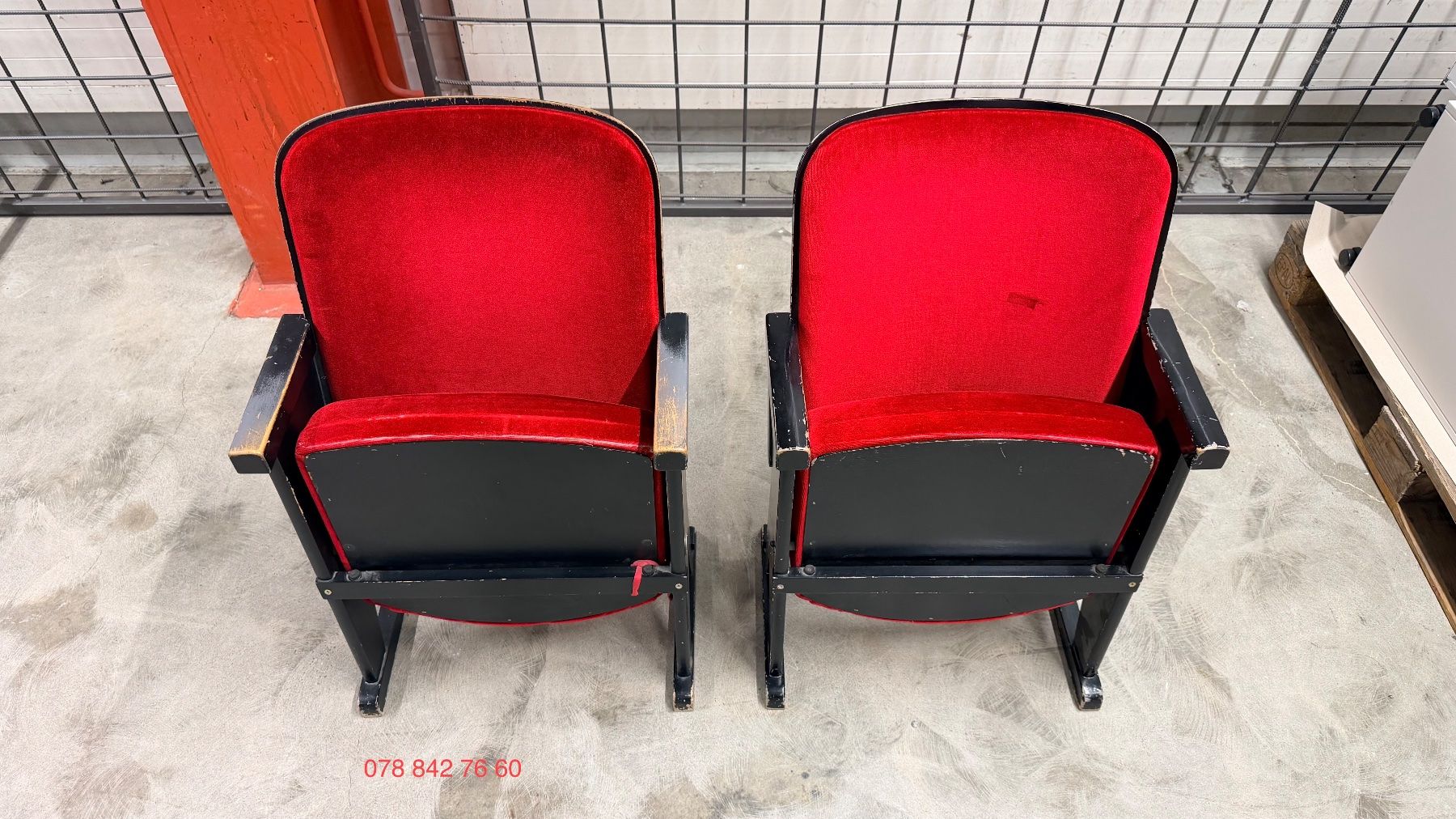 Poltrone: Fauteuil vintage cinema – Usato da Biel/Bienne venduto da pvintage