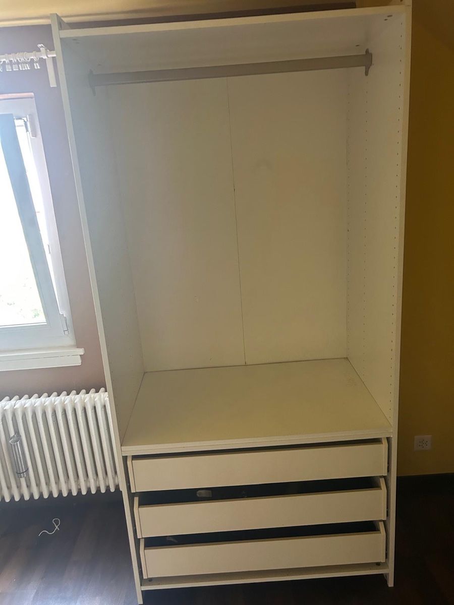 Armadi: Schrank – Usato da Döttingen venduto da eve_2tql