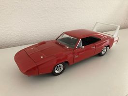 Dodge Charger HEMI 426 Daytona 1969 Neu 1:18