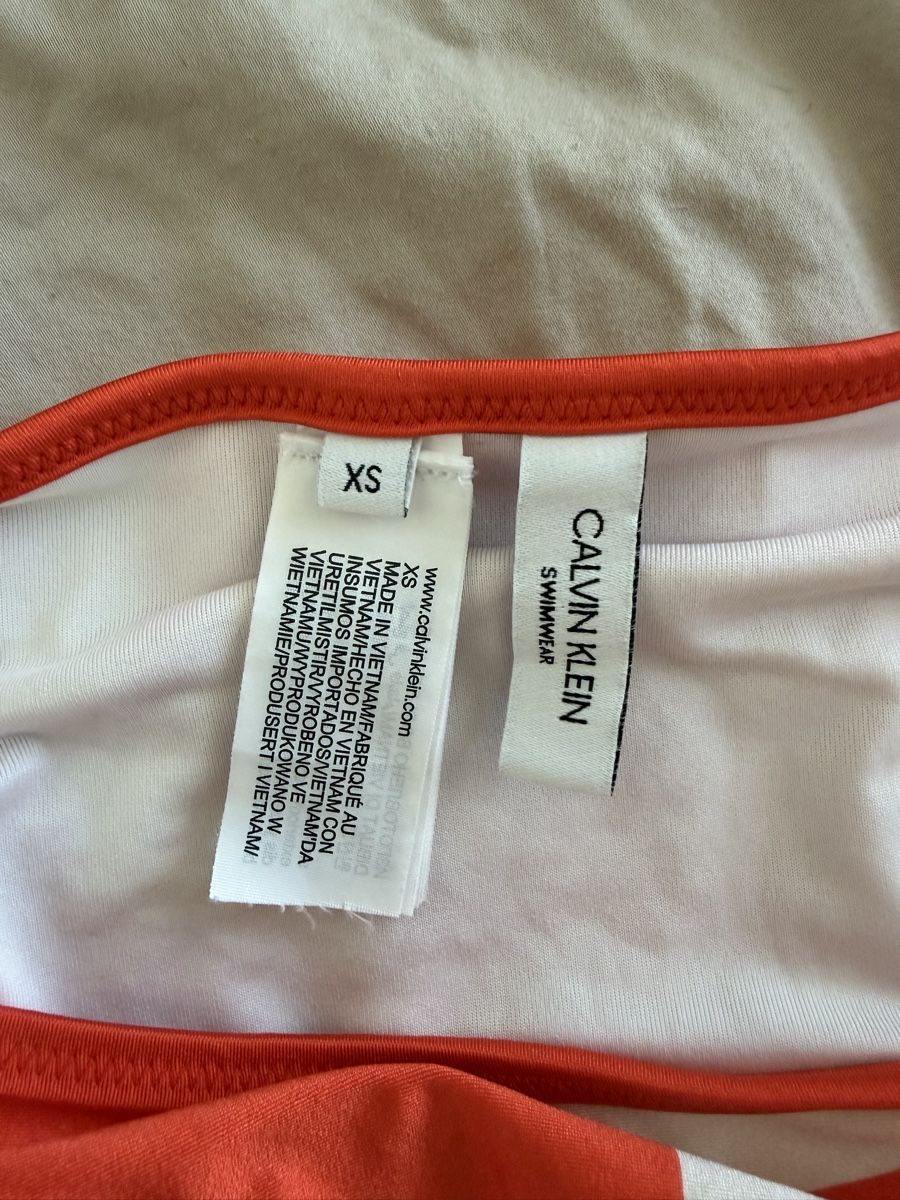Calvin Klein Costumi da bagno & Bikini: Calvin Klein bikini Set Size XS – Usato da Horgen venduto da Elizhadz 1