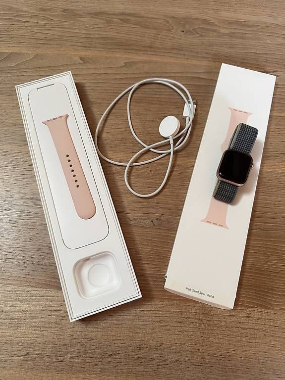 Smartwatch: Apple Watch Series 6 40mm – Gebraucht aus Danis von Bill19