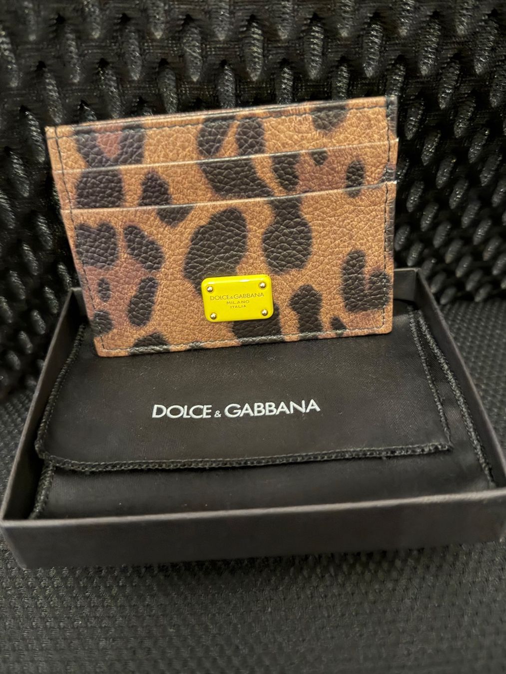 Dolce & Gabbana Altro in  Abbigliamento & Accessori: Neue Dolce & Gabbana Kartenetui Leo Print – Nuovo (secondo la descrizione) da Basel venduto da Blausara707