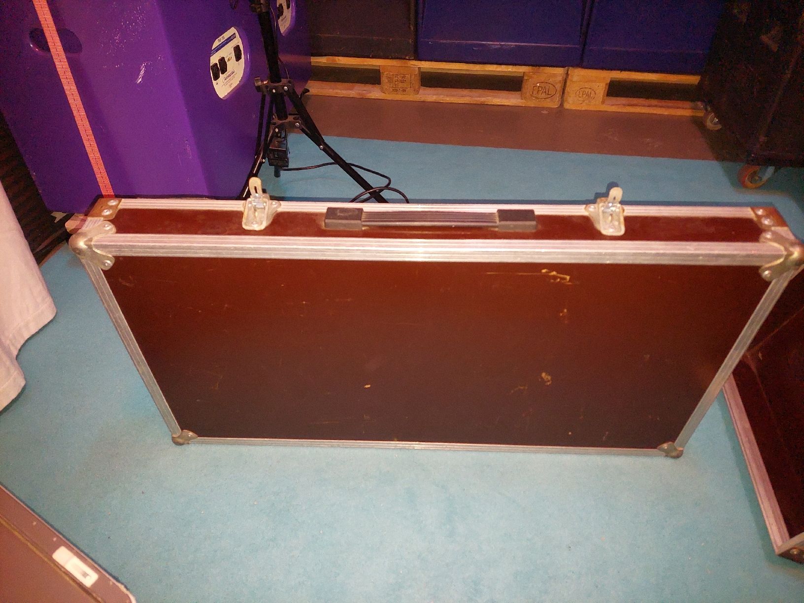 Altri accessori: Valise Flight Case avec couvercle amovible – Usato da Courtepin venduto da Organikal 5