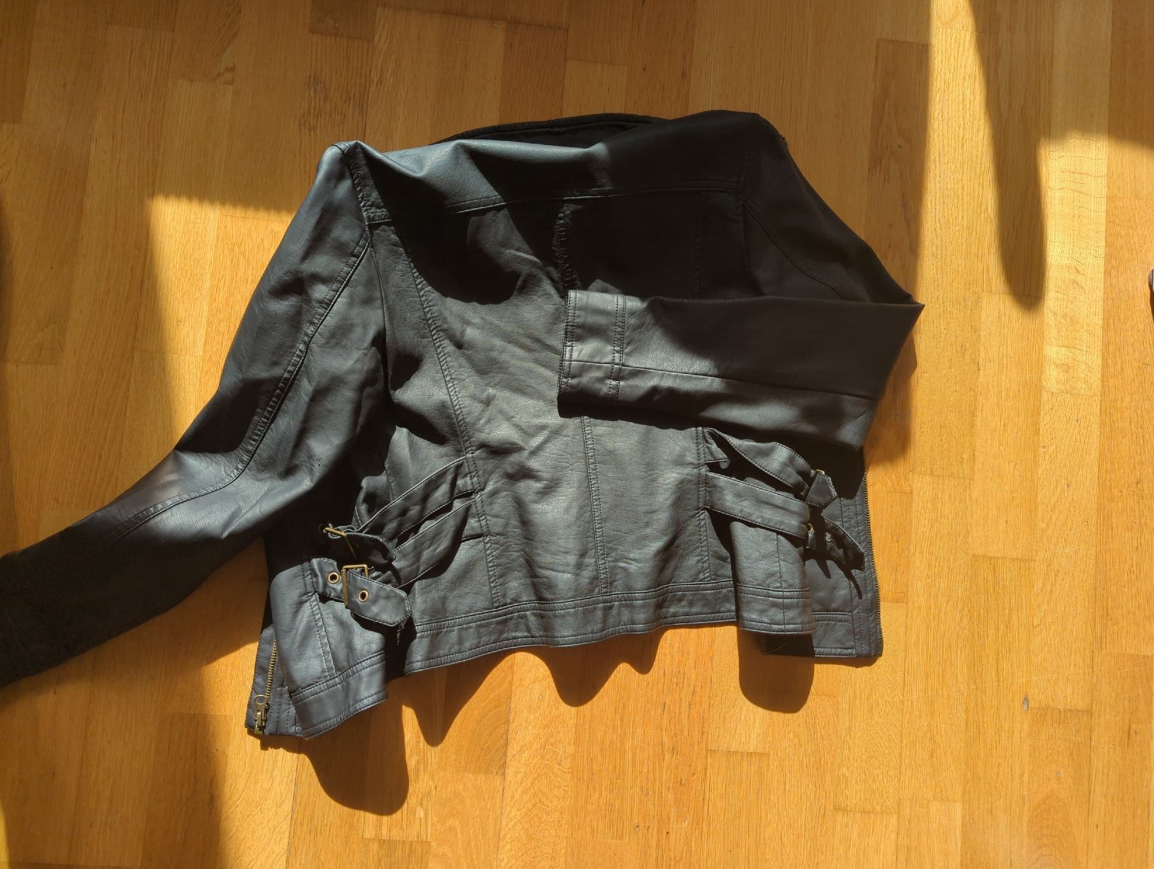 Anna Field Giacche: Kunstlederjacke schwarz - Grösse S/36 Anna Field – Usato da Winterthur venduto da Glauriane 4
