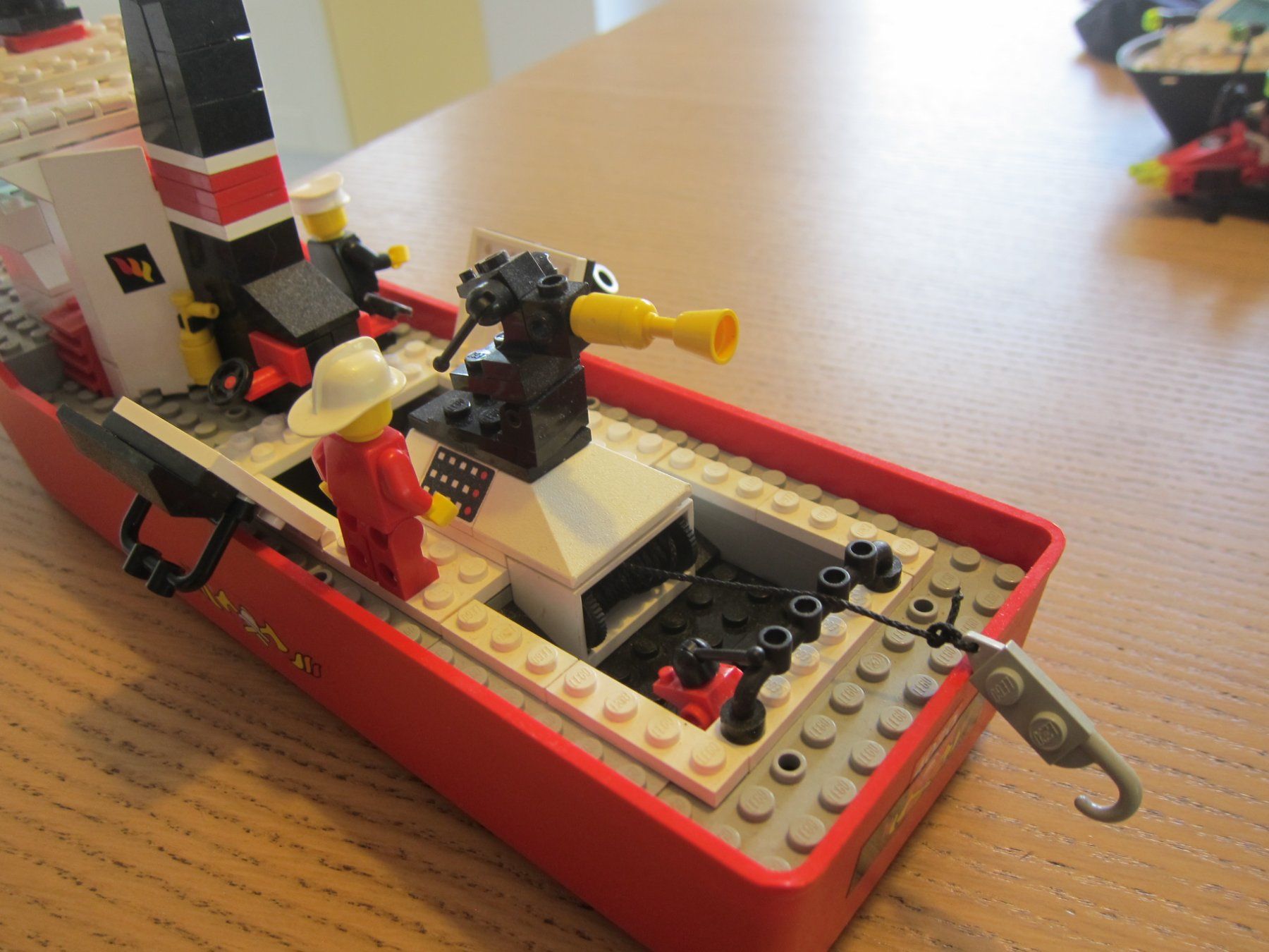 Lego Kit di costruzioni: Lego 4020 Fire Fighting Boat – Usato da Marin-Epagnier venduto da nic_clc6 6