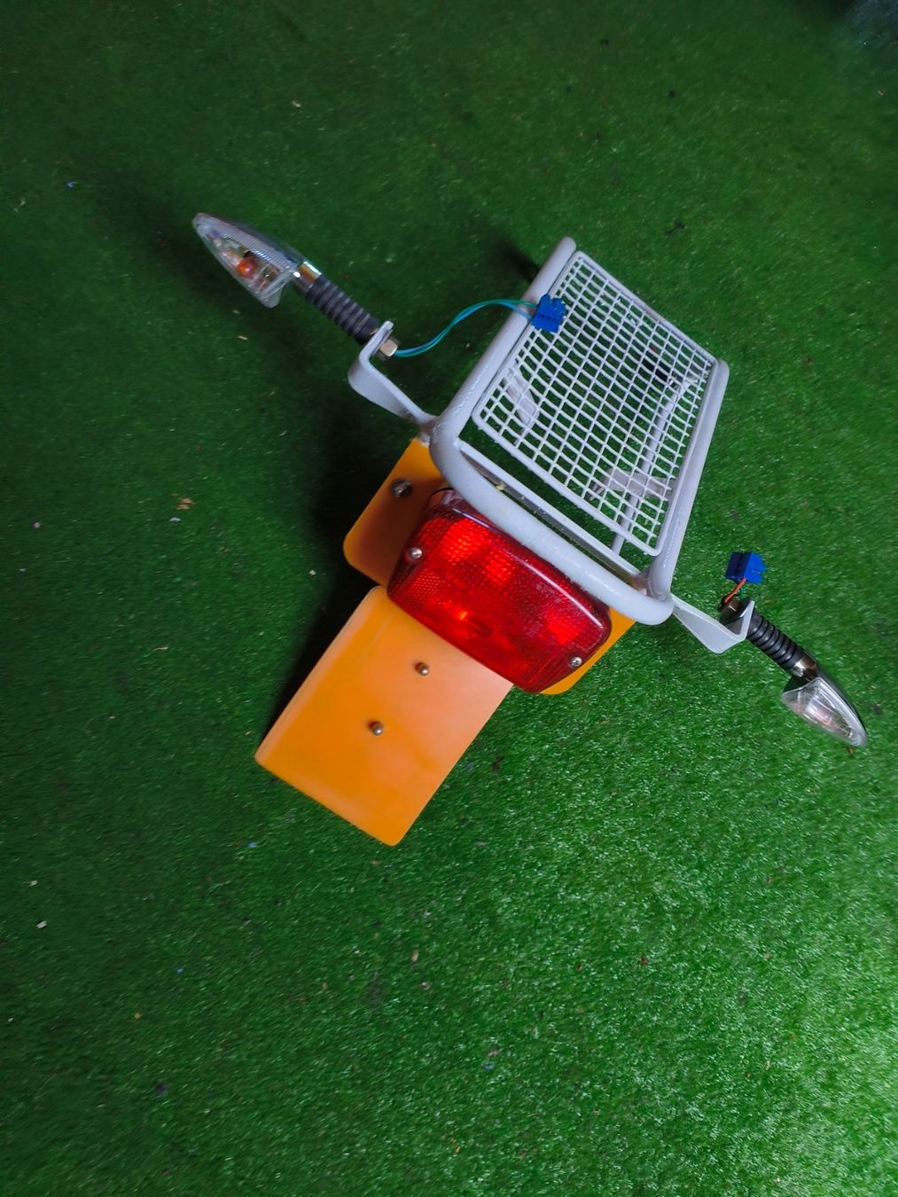 Tomos Mofa-Ersatzteile: Tomos Quadro Gepacktäger.Speizal – Gebraucht aus Fulenbach von Elektronik 2