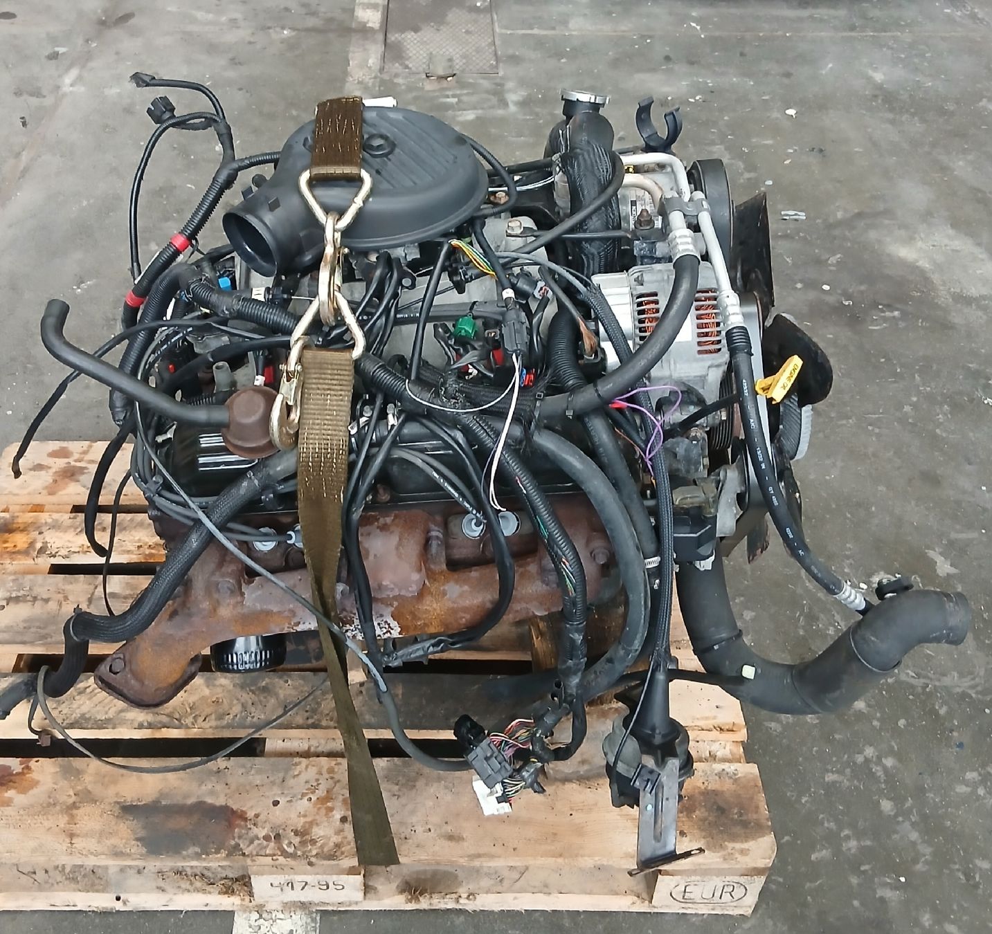 Dodge Moteurs: Moteur 5.9 Dodge Durango 1998-2003  – D'occasion à la heutte par Auto-stock 1