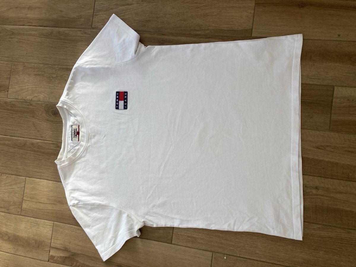 Tommy Hilfiger T-Shirts: Tommy Jeans T Shirt 3 – Gebraucht aus Romanshorn von gokken 7