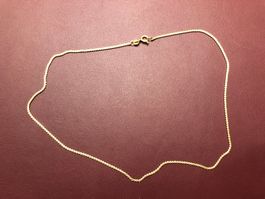 Feine und edle Damenkette aus 18 Karat Gelbgold Au 750