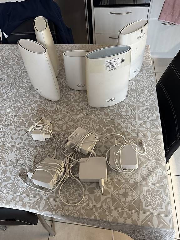 Modems & Router: Orbi – Gebraucht aus Biel-Bienne von Ossarg7