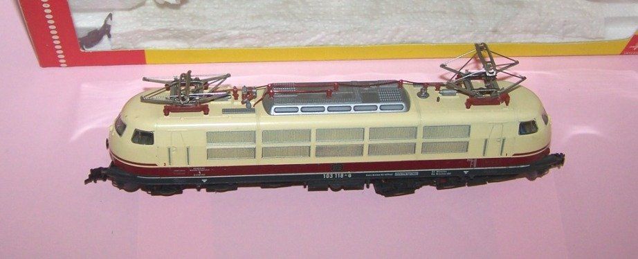 Fleischmann Trains électriques: Fleischmann H0 4375 TEE - Schnellfahrlok BR 103, DC – D'occasion à Brüttisellen par Rentner44zh 2