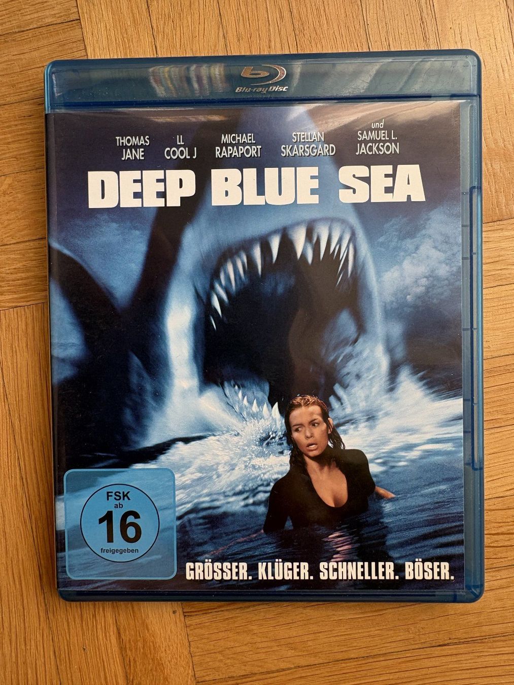 Tutti i DVDs: Deep Blue Sea - Blu-ray – Nuovo (secondo la descrizione) da Zürich venduto da Malcom