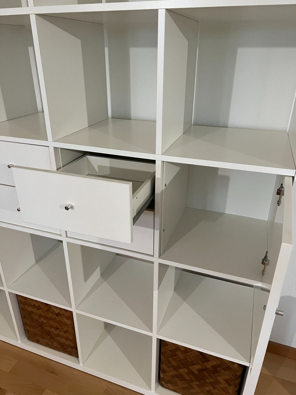 Ikea Scaffali: Kallax weiss 5x5, 182x182cm – Usato da Widen venduto da MerlinMim2004 1