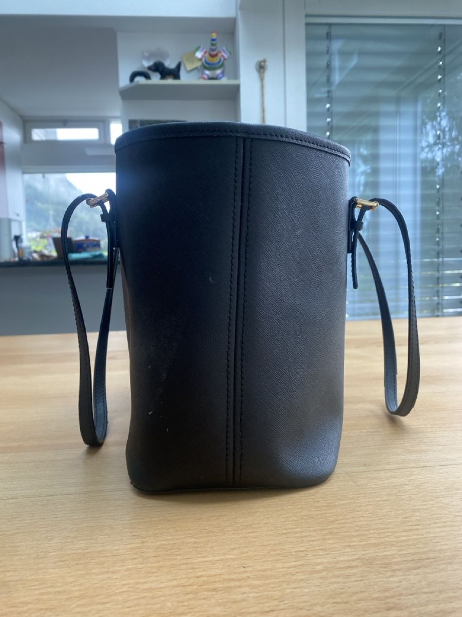 Michael Kors Borse da donna: Michael Kors Handtasche mit Kaufbeleg – Usato da Sargans venduto da Nikelmaker 1