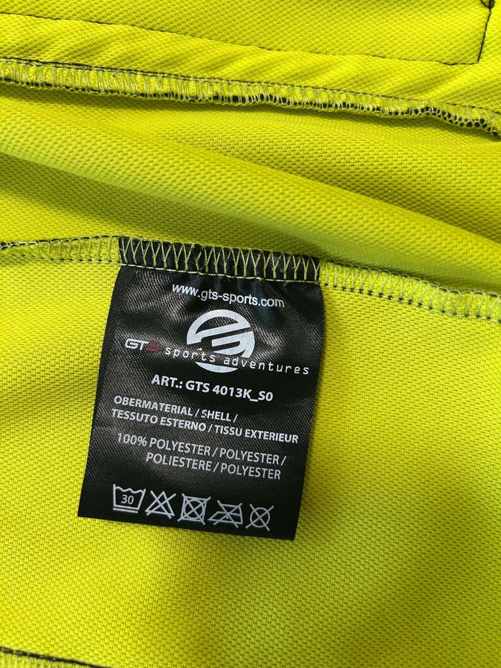 Jacken & Mäntel: Soft-Shell Jacke Schwarz, Gr. 164 – Gebraucht aus Emmenbrücke von felixme 2