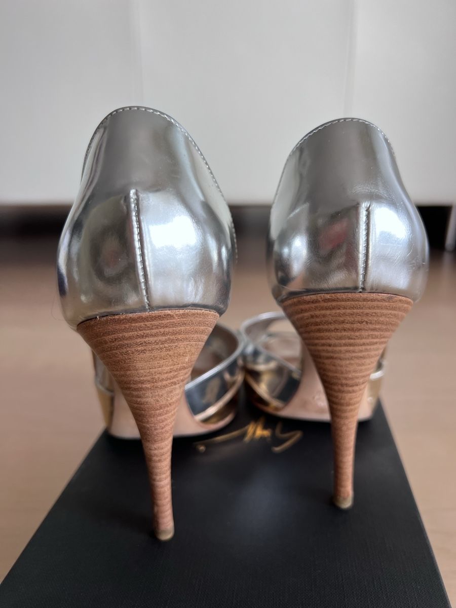 Zanotti Scarpe da donna: Giuseppe Zanotti Metallic Heels Size 37 – Usato da Pully venduto da opa_k78q 2