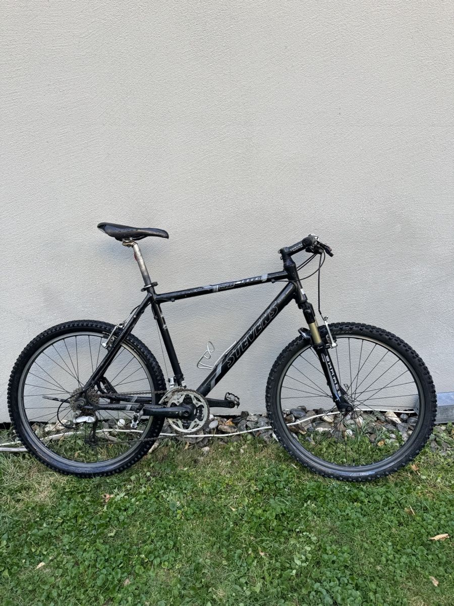 Stevens Biciclette: Mountainbike Stevens schwarz – Usato da Chur venduto da ropa68