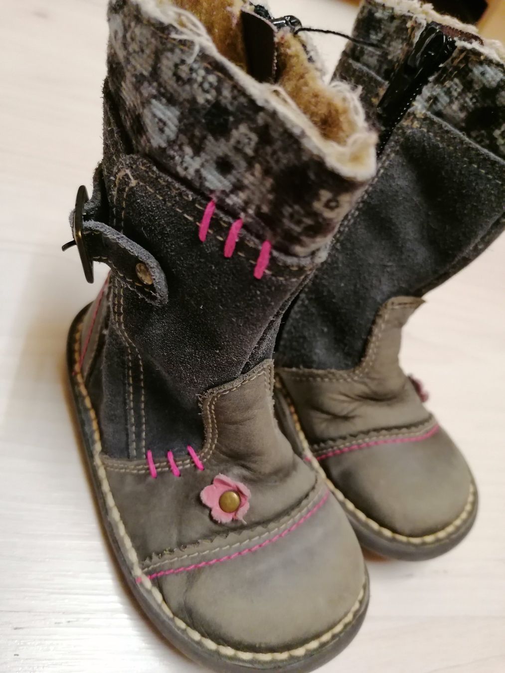 Chaussures filles: Bottes, chaussures, bottines chaudes – D'occasion à Montcherand par petiteoune75 5
