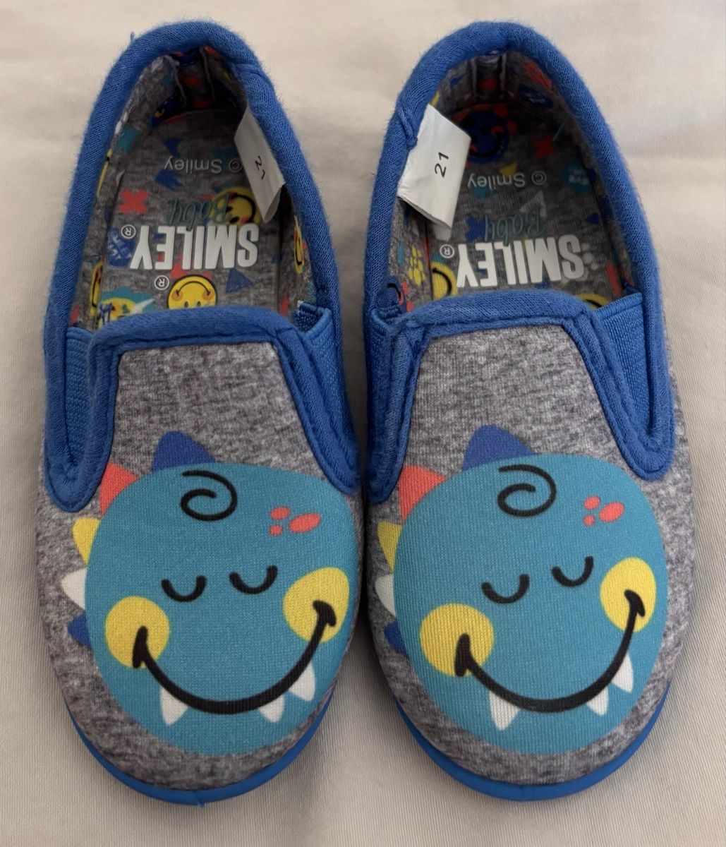 Scarpe per ragazzi: Pantoufle taille 21 – Usato da Grand-Lancy venduto da sof_tw6p