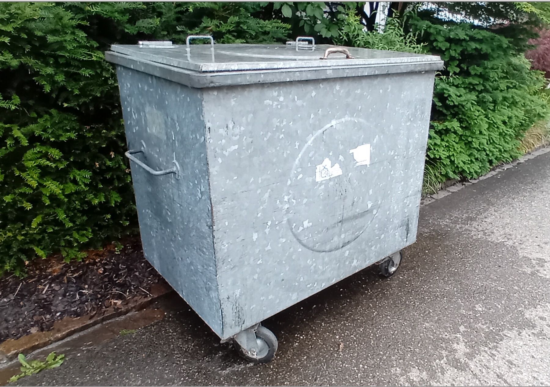 Eléments de bureau: Roll-Container – D'occasion à Hombrechtikon par kialani