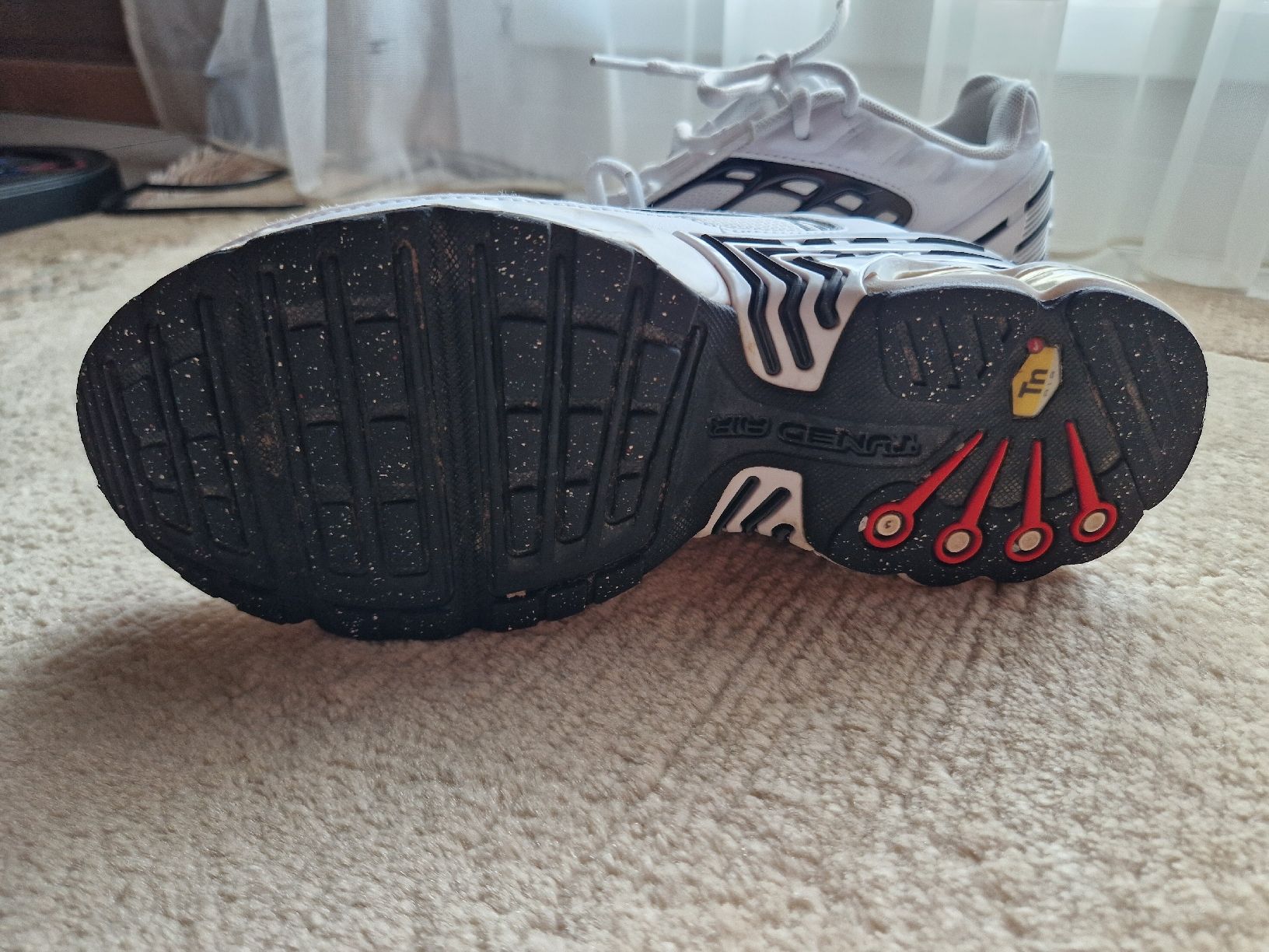 Chaussures garçon: Nike AIR MAX PLUS  – D'occasion à Arbon par len_7mtx 2