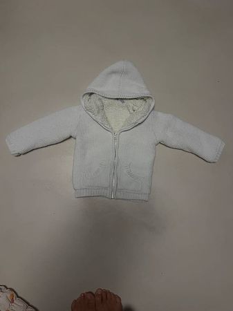 Warme Wolljacke mit Reissverschluss Gr. 98