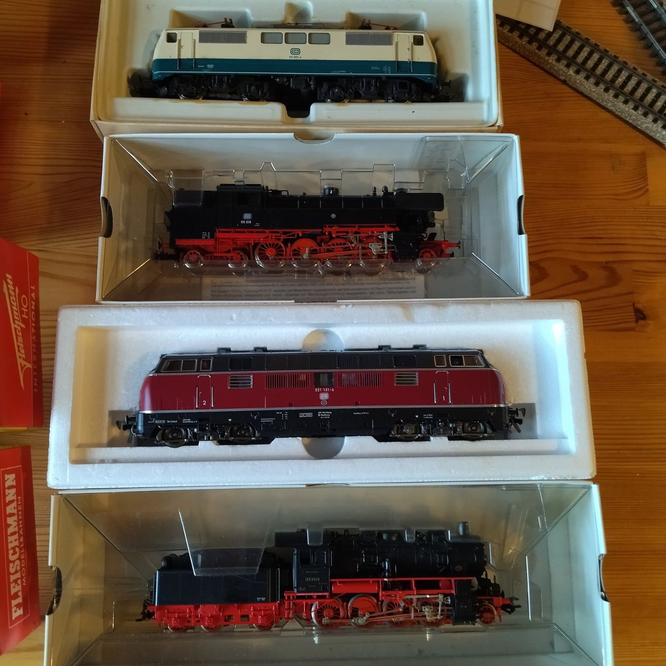 Fleischmann Modellini di ferrovie: 4 Fleischmann Loks (974) – Difettoso da Basel venduto da BeanieUp 1