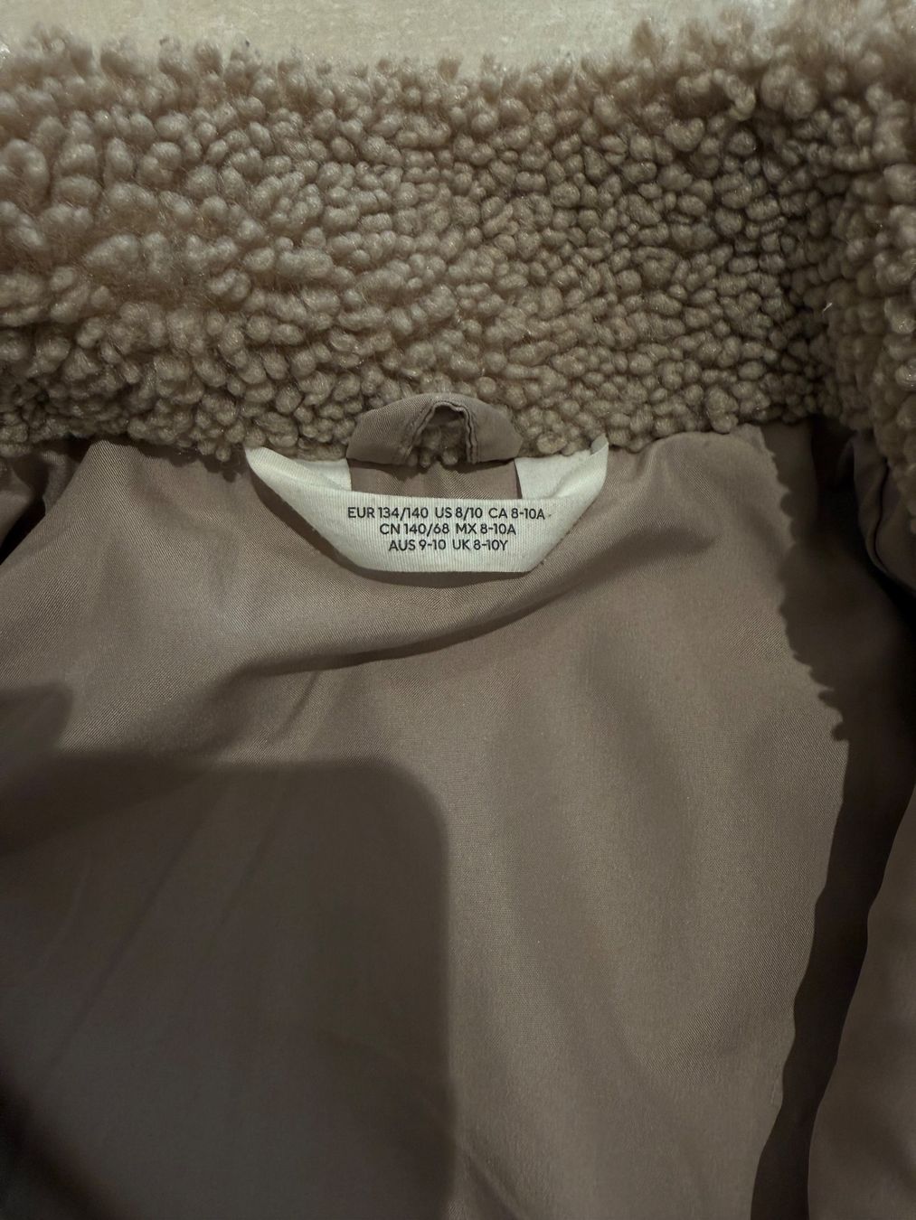 H&M Jacken & Mäntel: Mädchenjacke Gr. 134/140 – Gebraucht aus Segnas von dar_768w 1