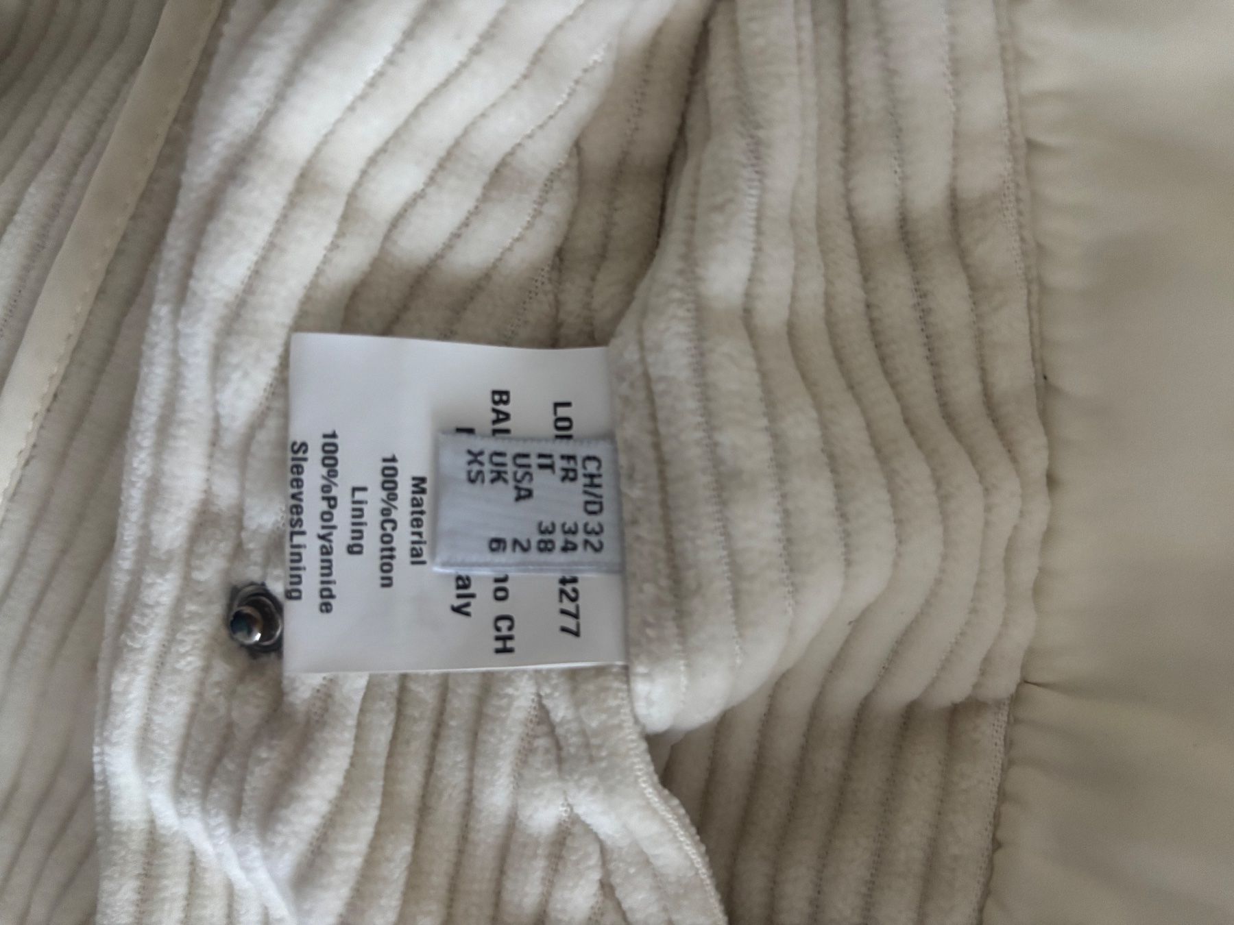 Bally Giacche: Stylische Cordjacke von Bally – Usato da Zürich venduto da Dim777 5