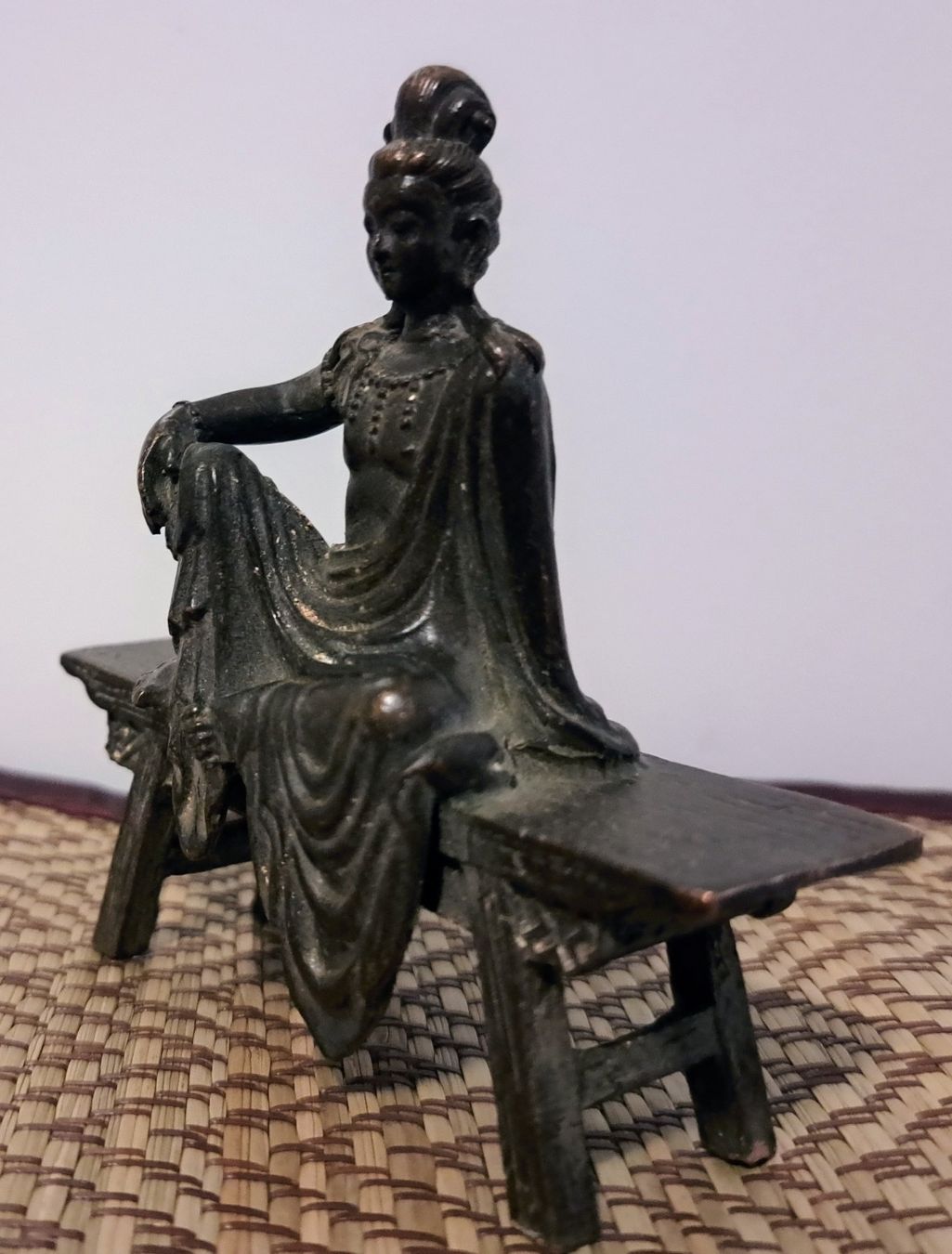 Sculture & Statue: Bronze guanym porte bonheur maison – Nuovo e nell'imballaggio originale da Vernier venduto da 19pigments 1