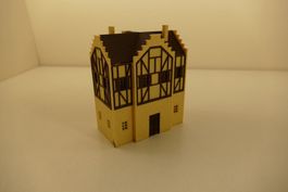Spur H0: Riegelhaus